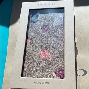 Coach iPhone XR case🌸🌺🌸🌺